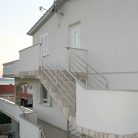Apartment Kuca Sunca *